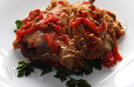 Рецепт жареной курицы с помидорами и болгарским перцем